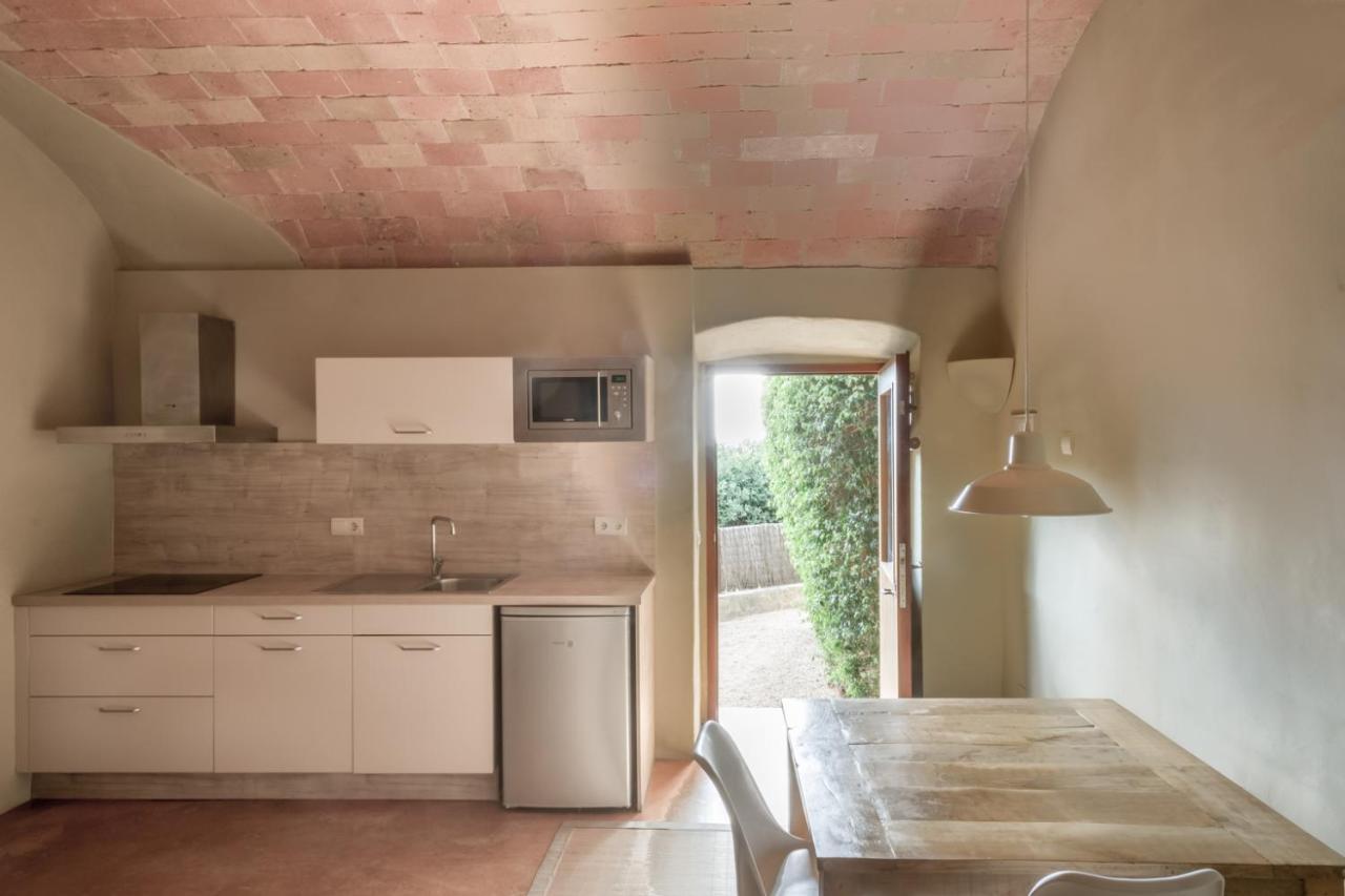 Apartamentos En La Rectoria De Regencós Eksteriør billede